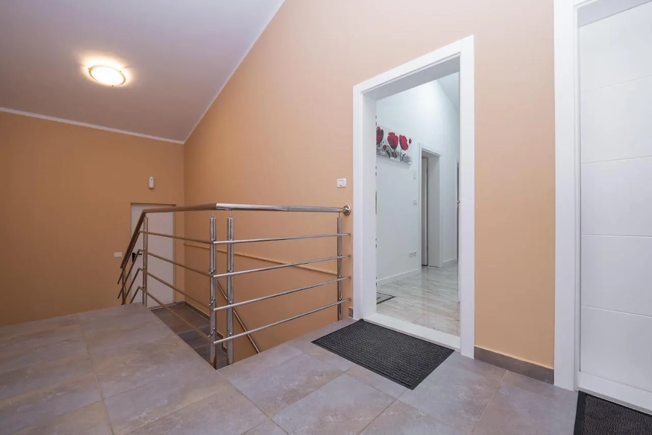 Apartment Shurida Pula